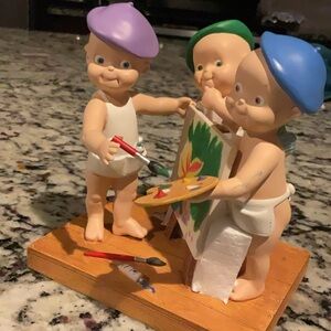 Kewpie artists, paint palette, and tiny angel wings, very detailed